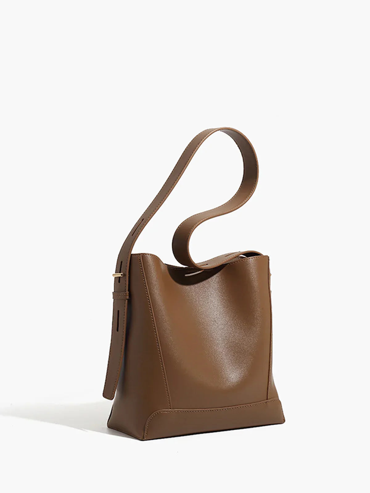 Sienna™ | Soft-Buckle Piping Bucket Bag